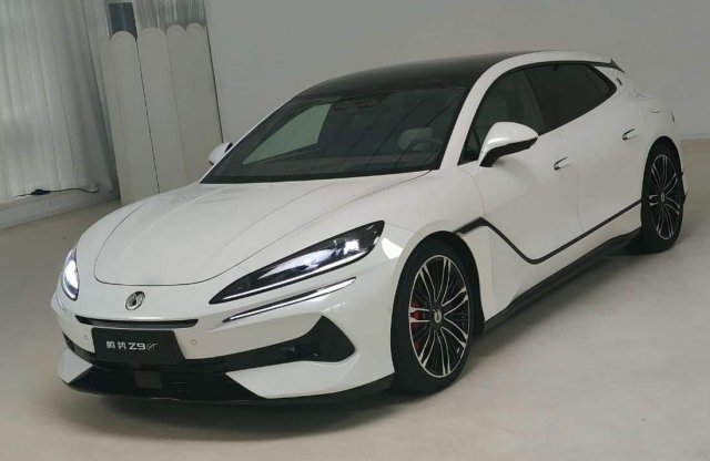 Íme a német prémiumokat kihívó shooting brake a BYD-től