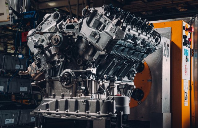 Búcsúzz el az egyik legkülönlegesebb 12 hengeres motortól