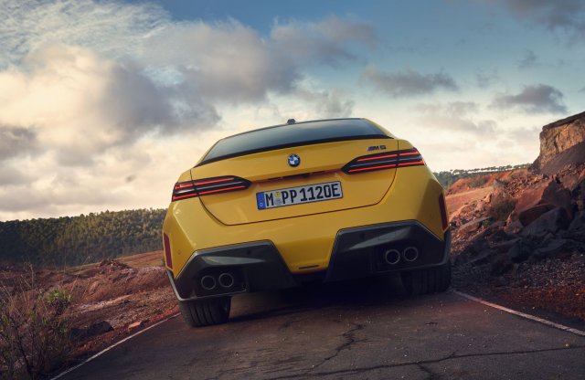 Meglepően visszafogott a BMW M5 gyári optikai tuningja