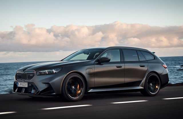 Még sosem csinált olyan kombit a BMW, mint az M5 Touring