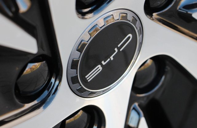 Nagynevű japán és koreai márkákhoz csatlakozhat a BYD!