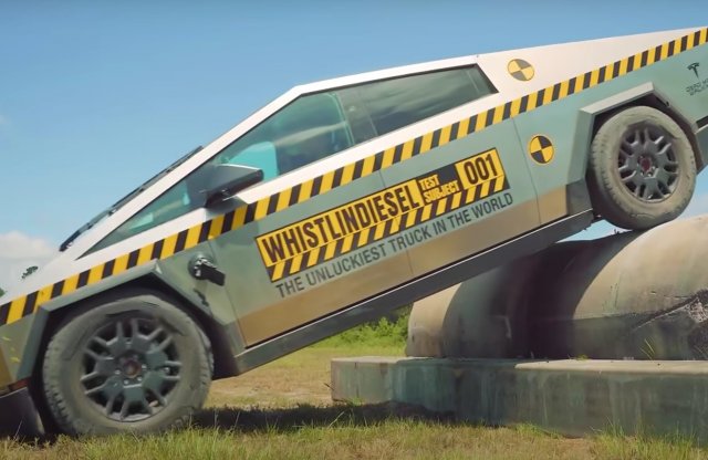 Mégsem olyan strapabíró a Tesla Cybertruck, mint azt várták?