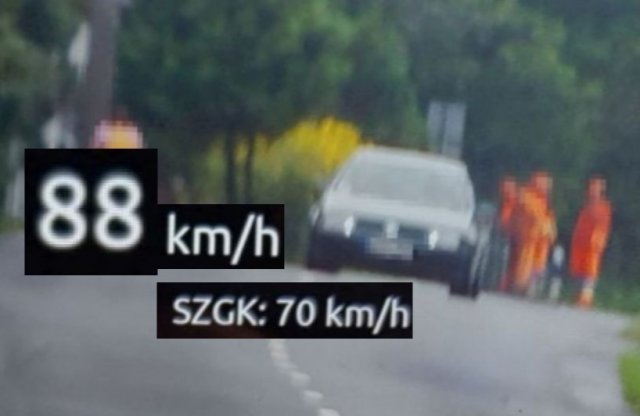 Ezt a gyorshajtási fotót most a rendőrök is benézték!