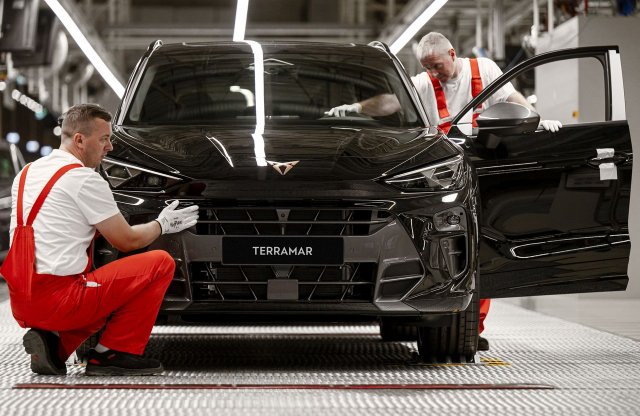 Elkészültek az első Cuprák a győri Audi gyárban!