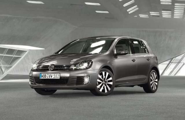 Mutatjuk melyik autó volt az importkedvenc szeptemberben!