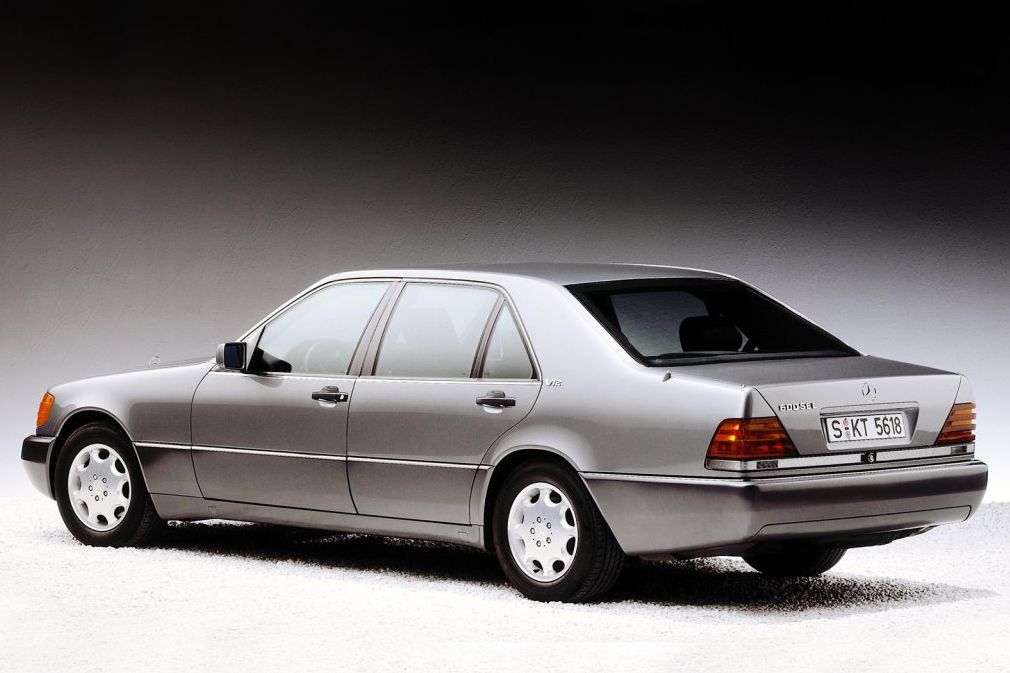 MERCEDES-BENZ S-OSZTÁLY