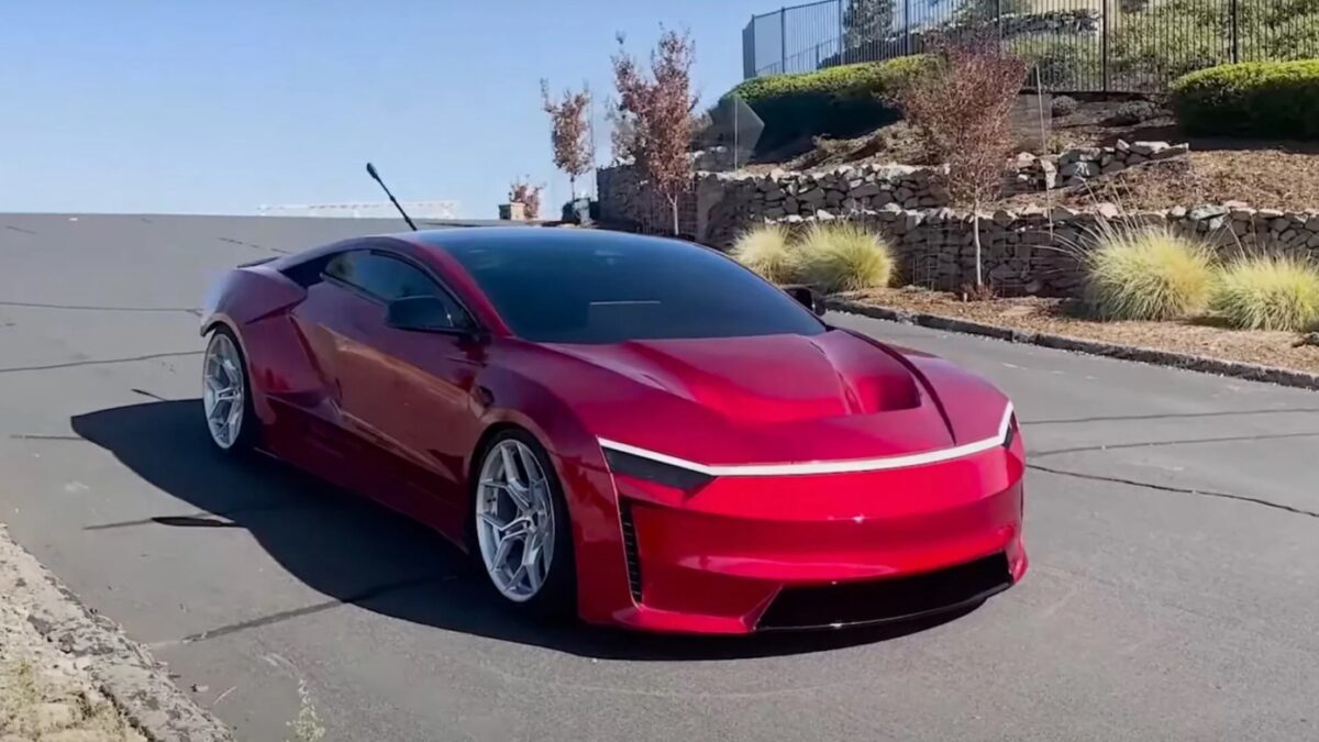 TESLA MODEL 3