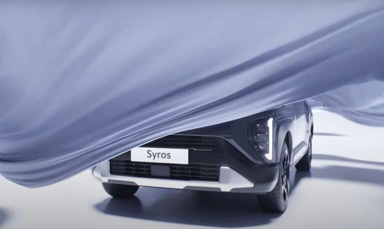 Újabb felvételeket mutatott a Kia az érkező crossoveréről!