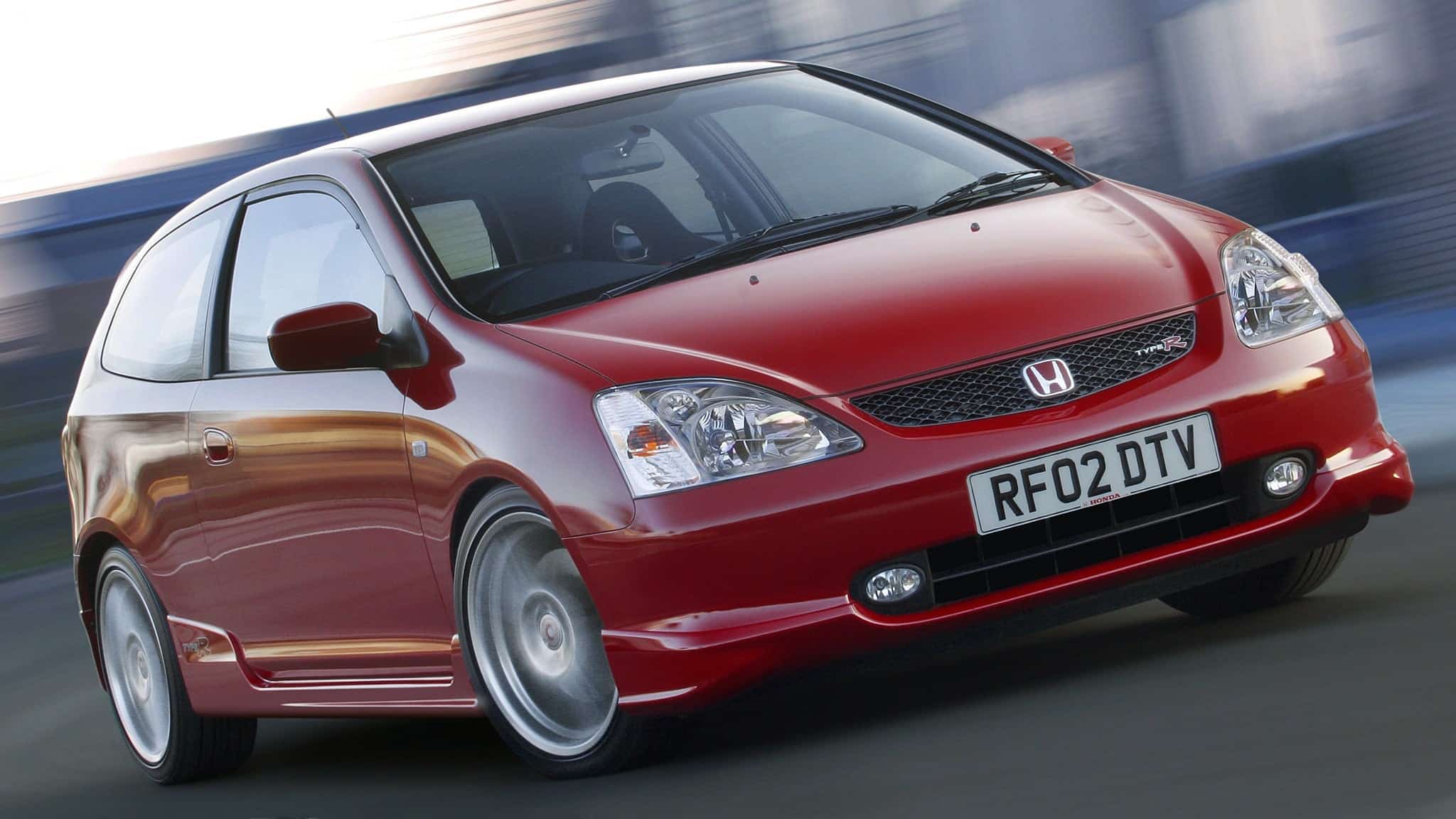 Meghökkentő videó az Autobahnról: ilyen érzés a 260 km/h egy öreg Honda ...