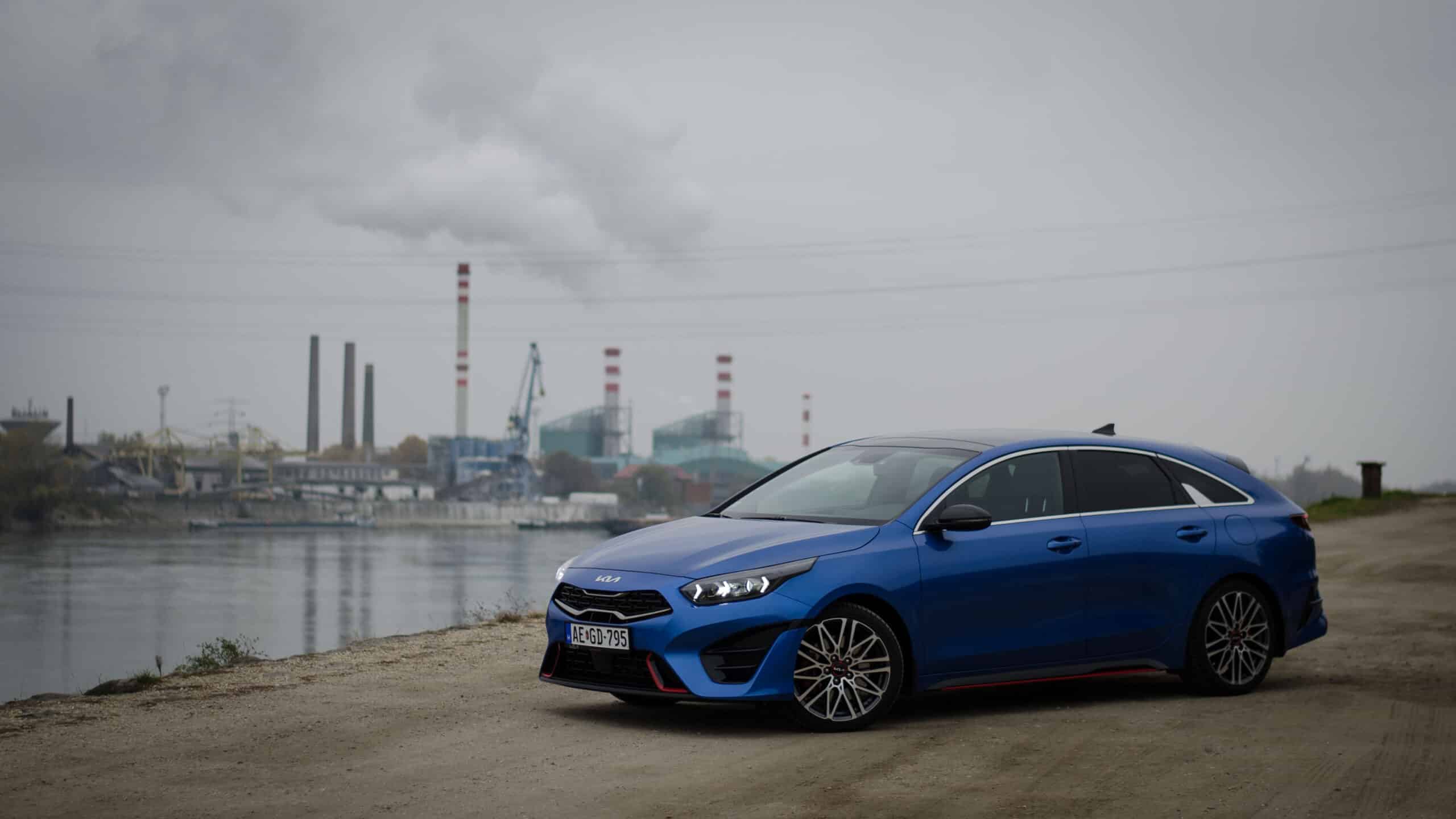 GT már raktáron sincs, de a leköszönő Proceed még mindig jó vétel