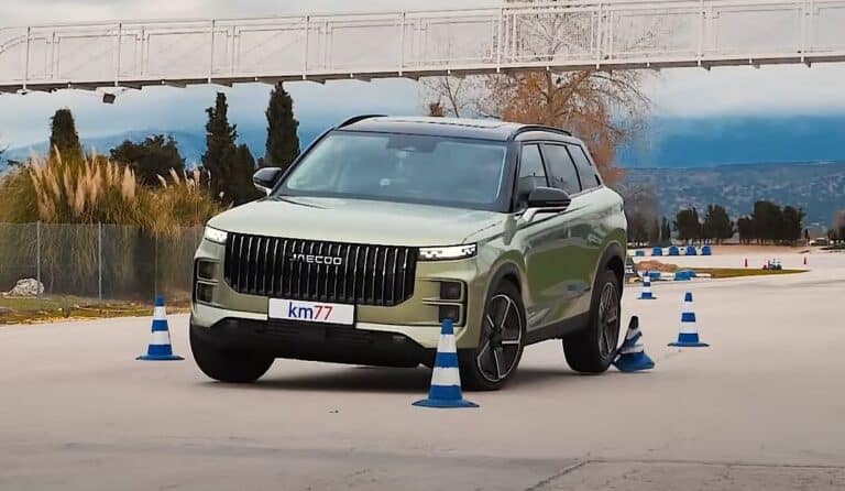 Ezt tudja a bóják között a hozzánk is érkező új kínai SUV!