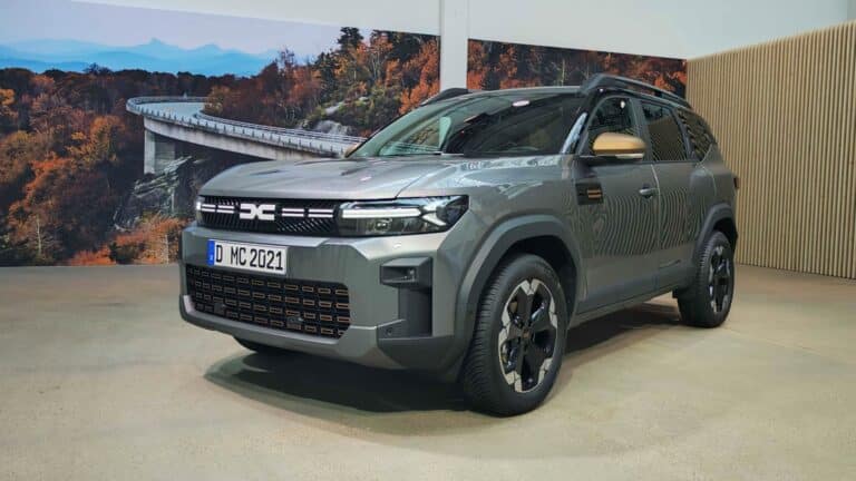 Beárazták itthon a Dacia Bigstert!