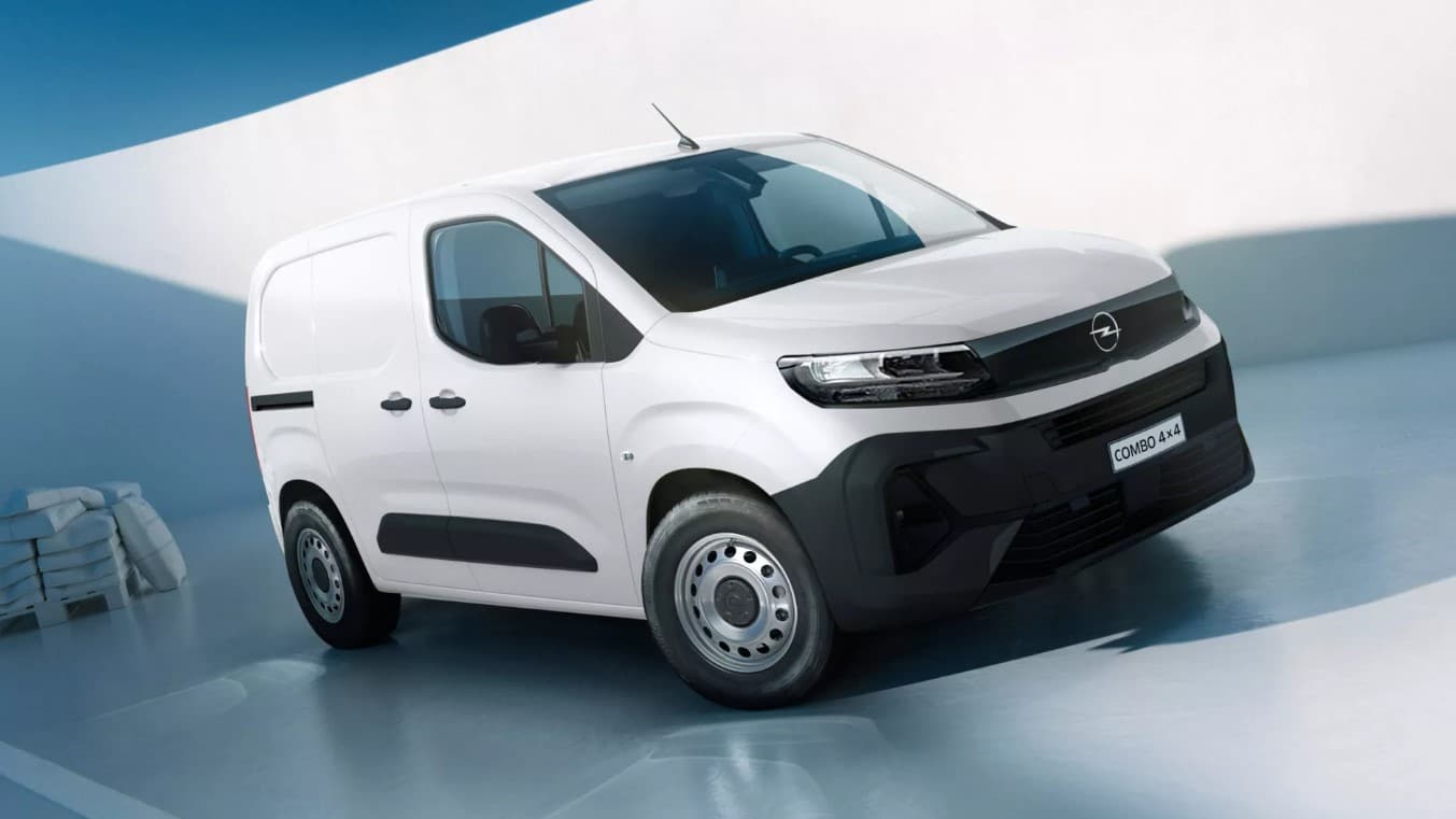 Villanymotorral teszi összkerekessé dízel furgonját az Opel