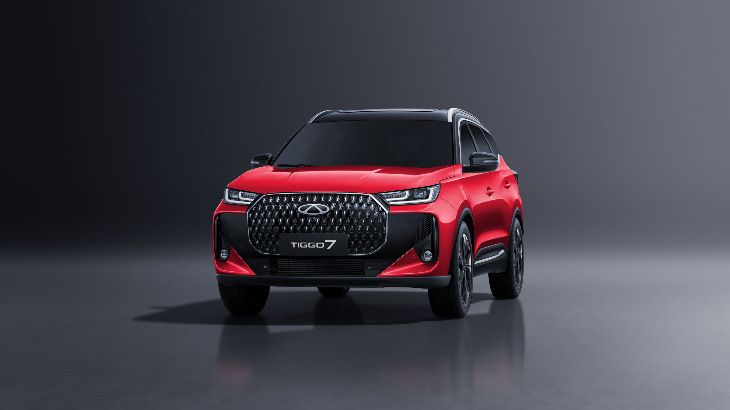 Hamarosan ez a belső égésű motoros kínai autó itthon is kapható lesz!