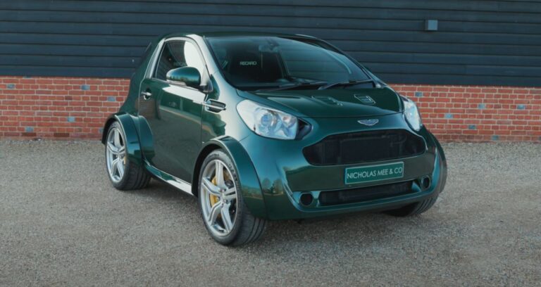V8-as motorral eladó az Aston Martinná átemblémázott Toyota iQ