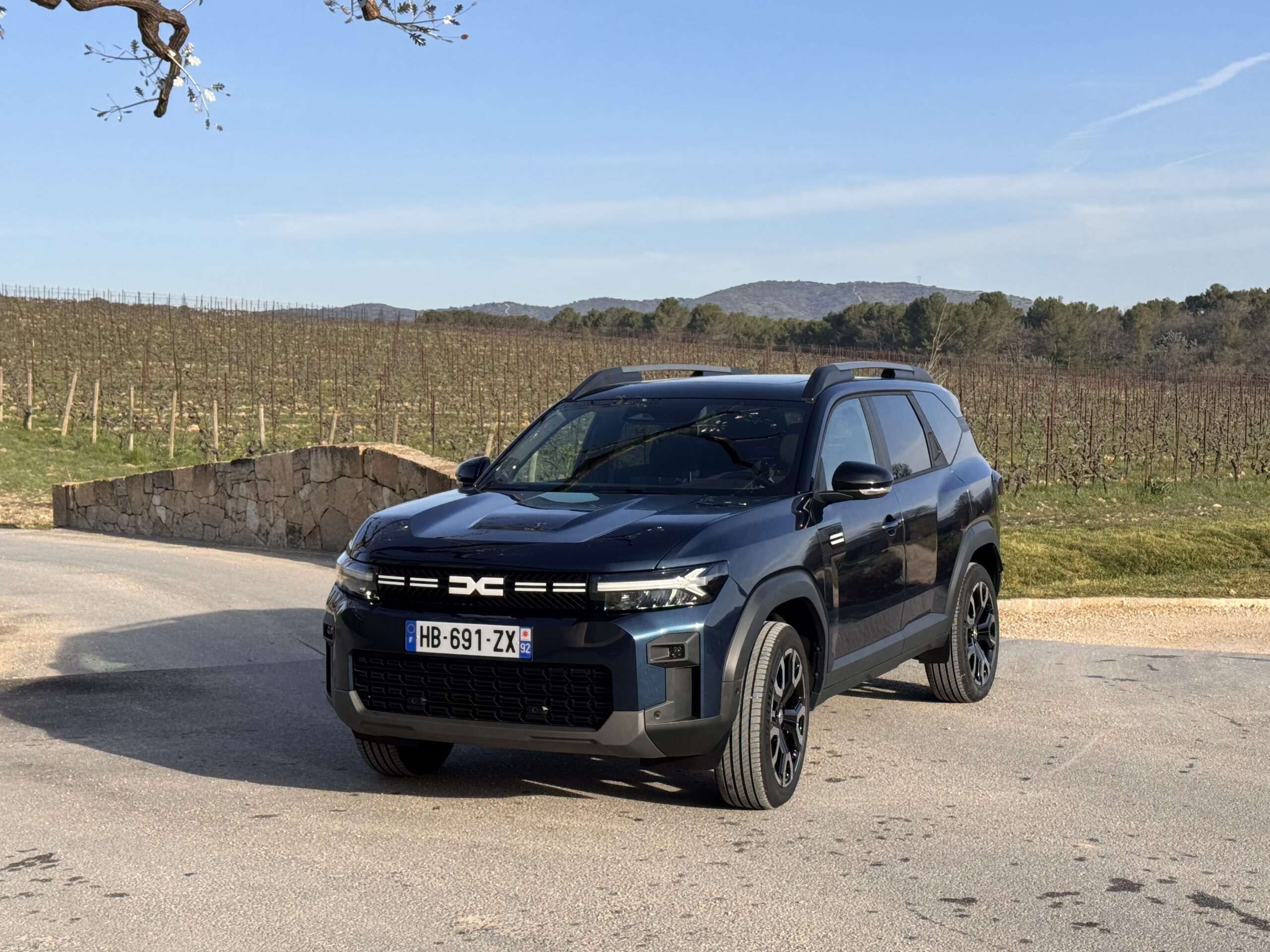 Erős konkurenciát kap a C-SUV szegmens - Dacia Bigster menetpróba