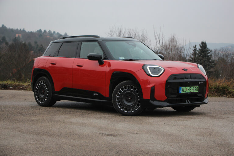 Ászok ásza? – Mini Aceman