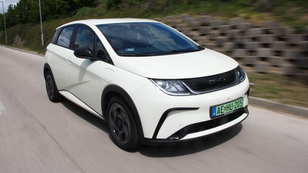 Még több villanyautó kerül majd állami támogatással a hazai cégekhez