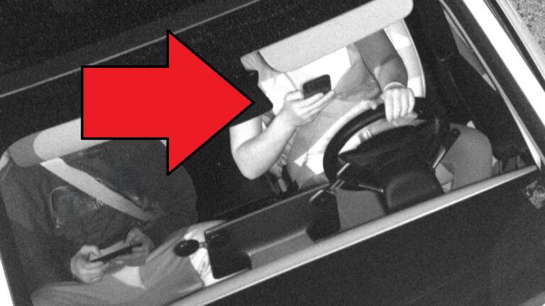 Amerika meglépte: mobilozó sofőrök tízezreit büntette meg a mesterséges intelligencia