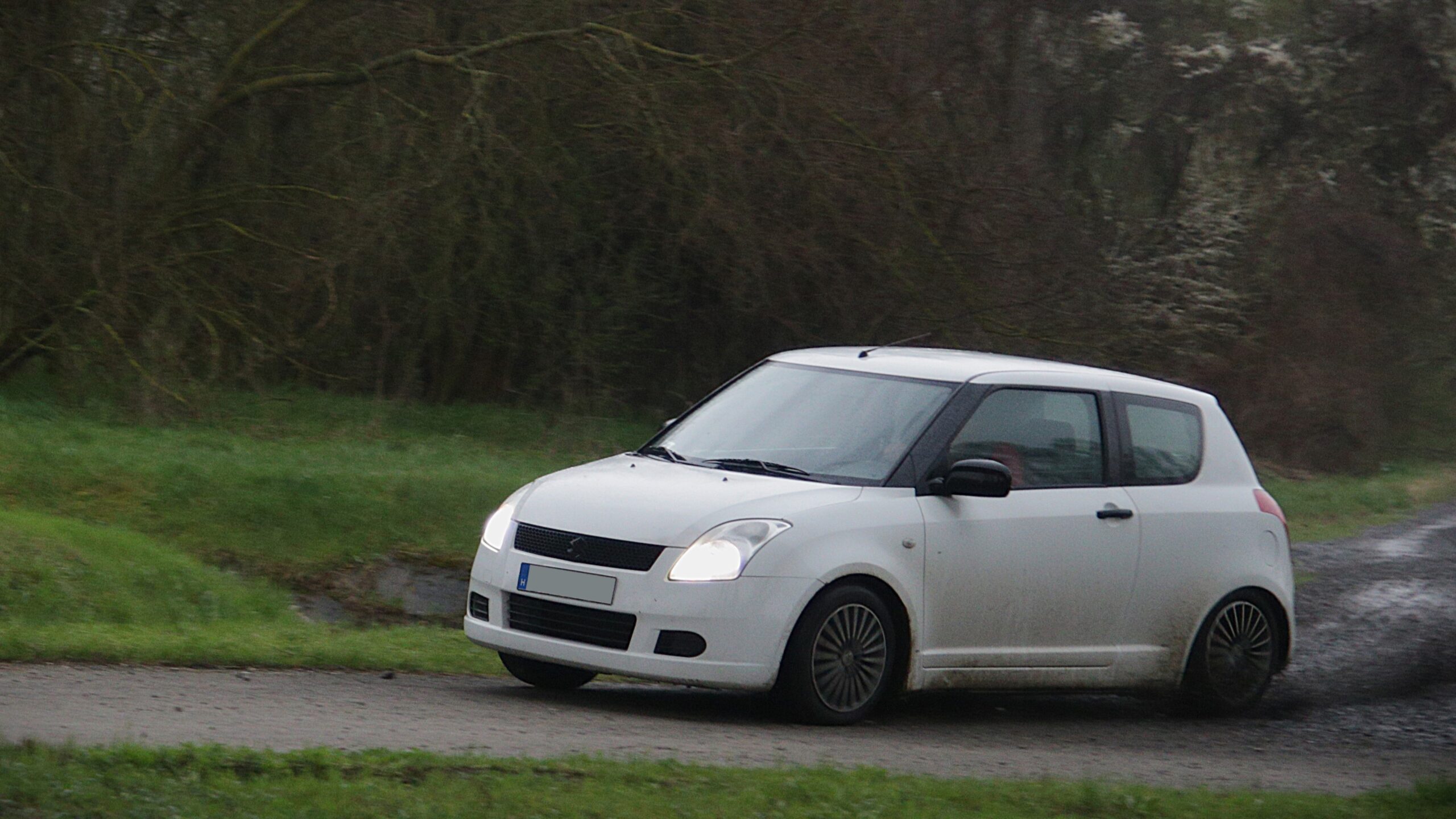 Bakancs-Swift 350 ezer forintért: hol a csapda?