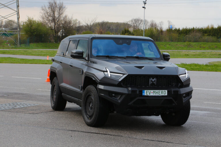 Kínai terepjáró ennyi pénzért? Kipróbáltuk! – Dongfeng MHERO 1 menetpróba