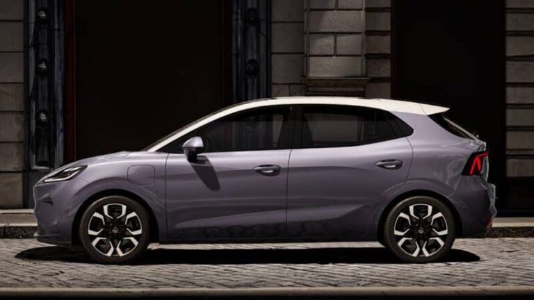 Tényleg olcsóbbak lehetnek Trump szankciói miatt bizonyos autók Európában?