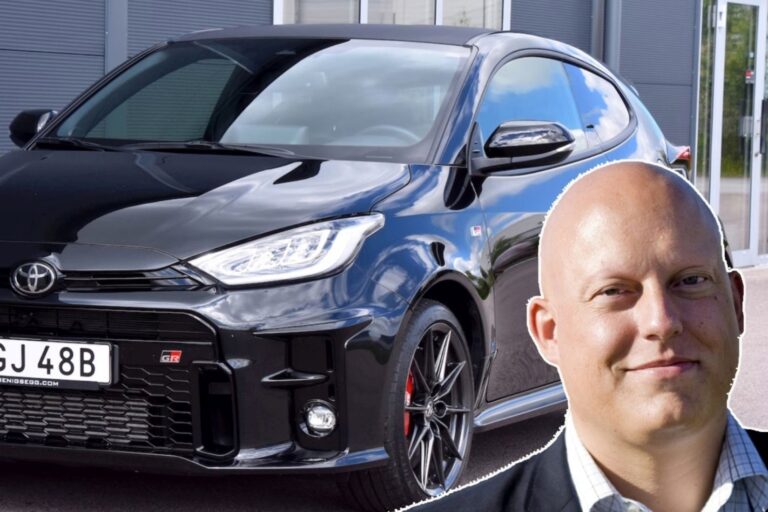 Toyotával jár a svéd „sportautógyáros”!