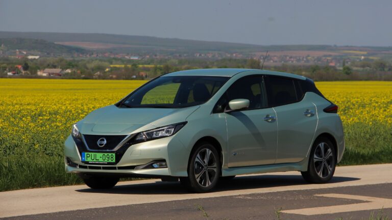 Egyre több magyar keres használtan villanyautót!