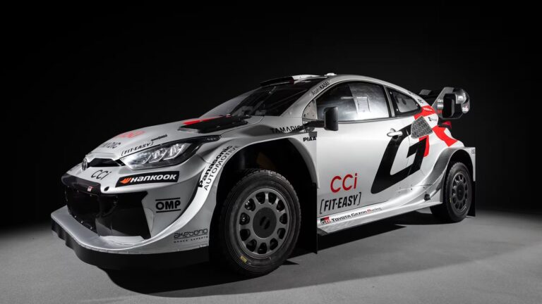 Megújult külsővel érkezik a ralipályákra a Toyota Yaris