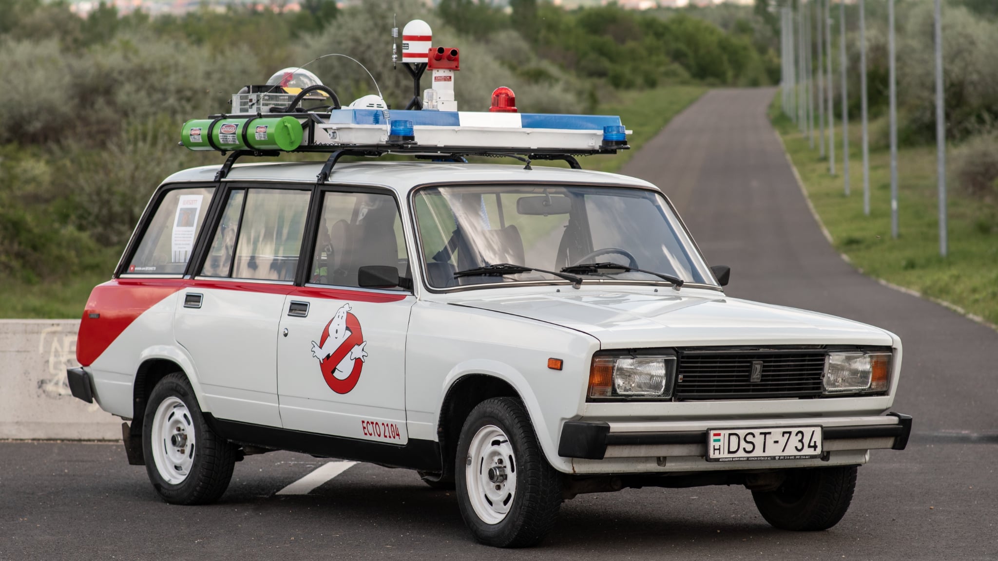 Kocka-Ladából épített Szellemirtók-autó? Íme az ECTO 2104!