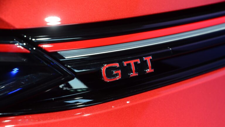 Az elektromos Golf GTI-től várja a nagy áttörést a Volkswagen vezér