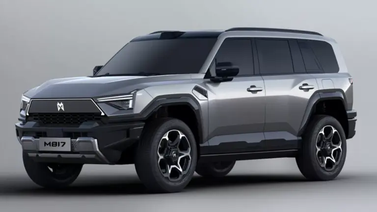 Családi autót faragtak a kínaiak a 3,2 tonnás, 1080 lóerős monstrumból