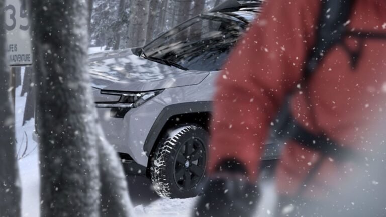 Újabb képeken a következő generációs Toyota RAV4