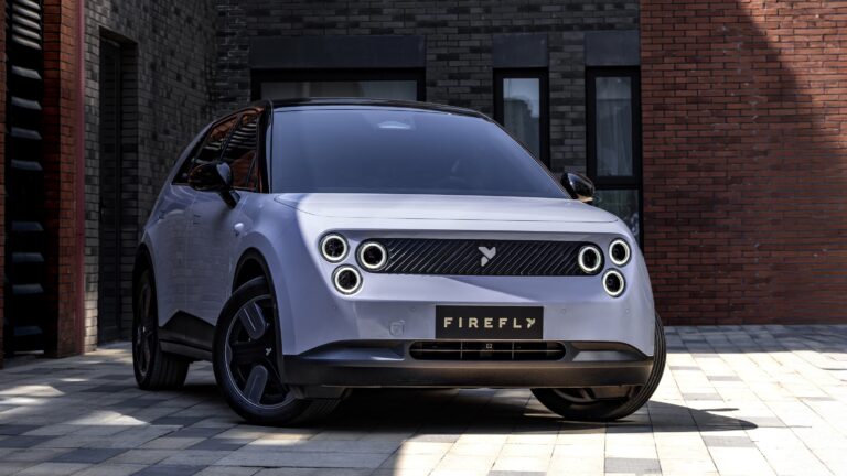 Magyarországra érkezik a 3 perc alatt cserélhető akkucsomagjairól híres villanyautó-gyártó!