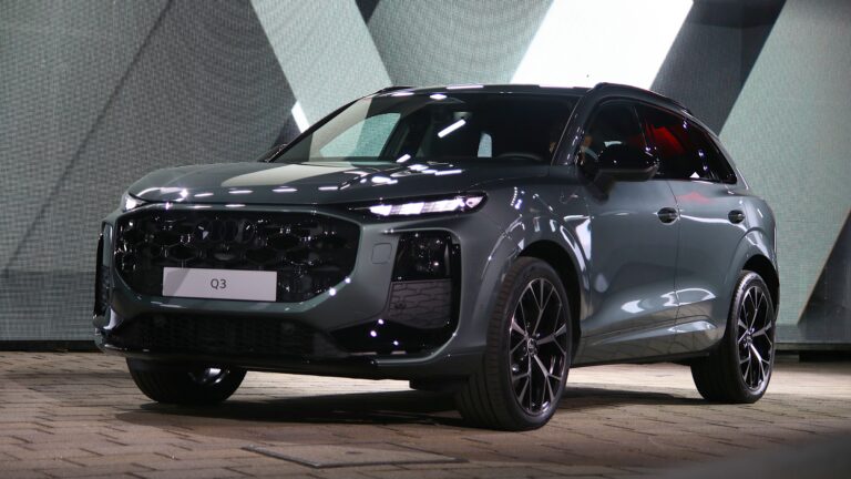 Győr új büszkesége testközelből: íme az új Audi Q3!