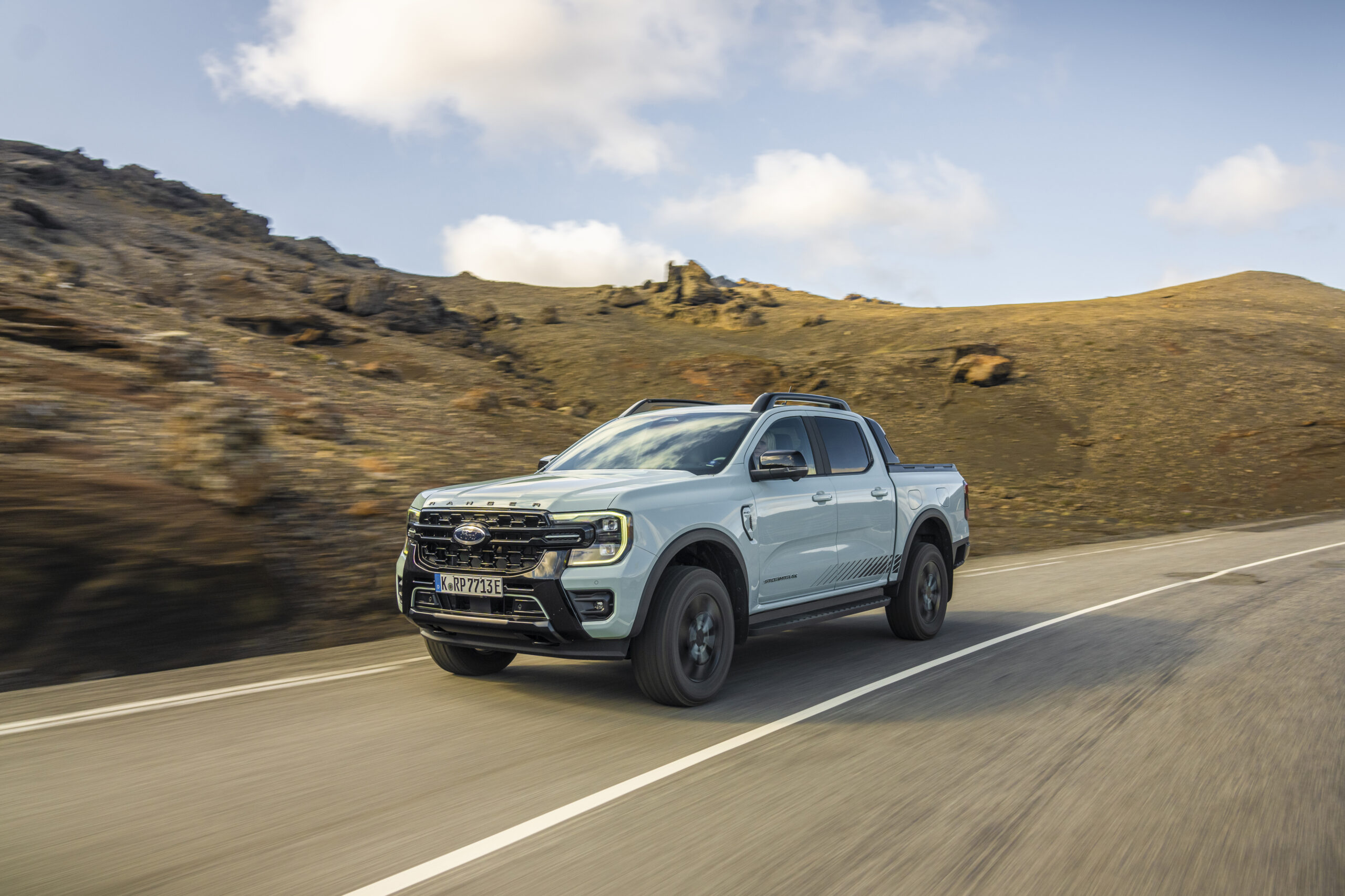 Ennyibe kerül itthon a konnektoros hibrid Ford Ranger!