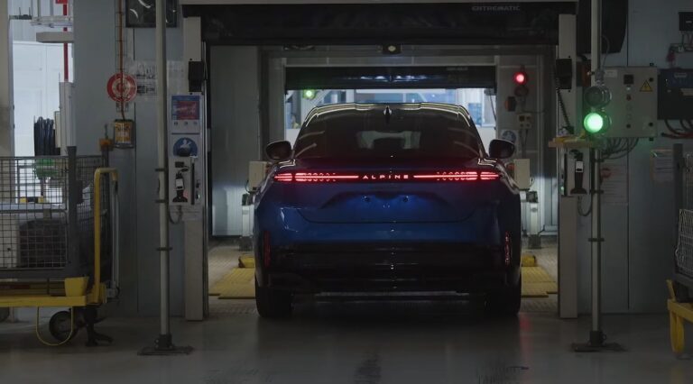 Videó: Így készül az Alpine új SUV modellje!