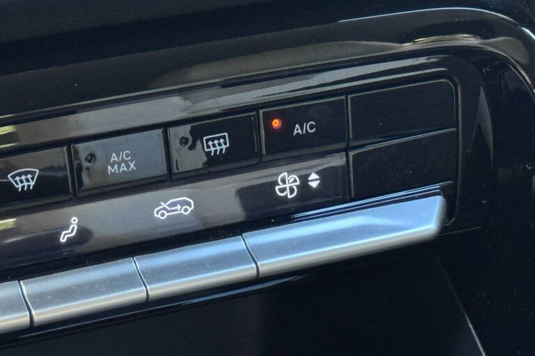 Így készülj a kánikulában vezetésre!