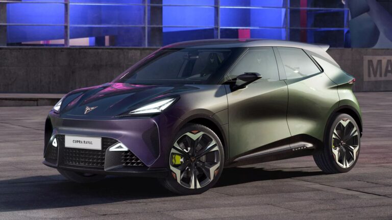 Érkezik a legolcsóbb Cupra! Mutatjuk, mikor leplezik le!