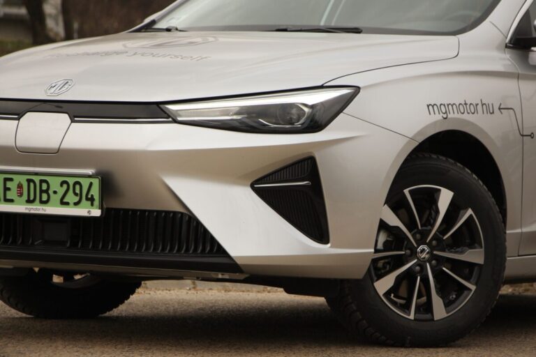 Szó nélkül eltüntetett egy típust az MG a modellpalettájáról!