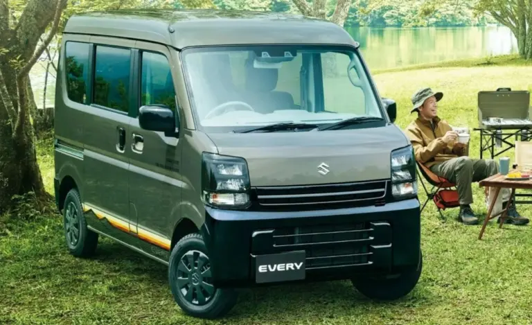 Terepjárónak akar kinézni ez a 4,5 milliós Suzuki egyterű. Szerinted sikerült neki?