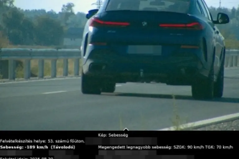 189 km/óráig nyomta az X6-osnak, komoly bírságot kapott