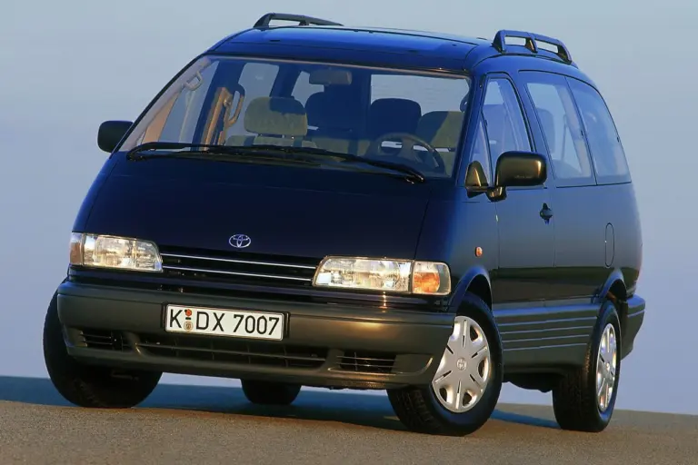 35 éve mutatták be a Toyota középmotoros egyterűjét!