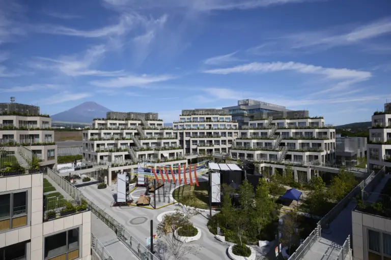 Valósággá vált a Toyota futurisztikus projektje: végre megnyílt Woven City!