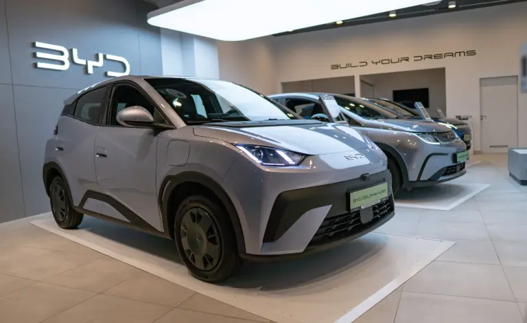 Itt nyílt a legújabb BYD szalon! Egyre közelebb az országos lefedettség