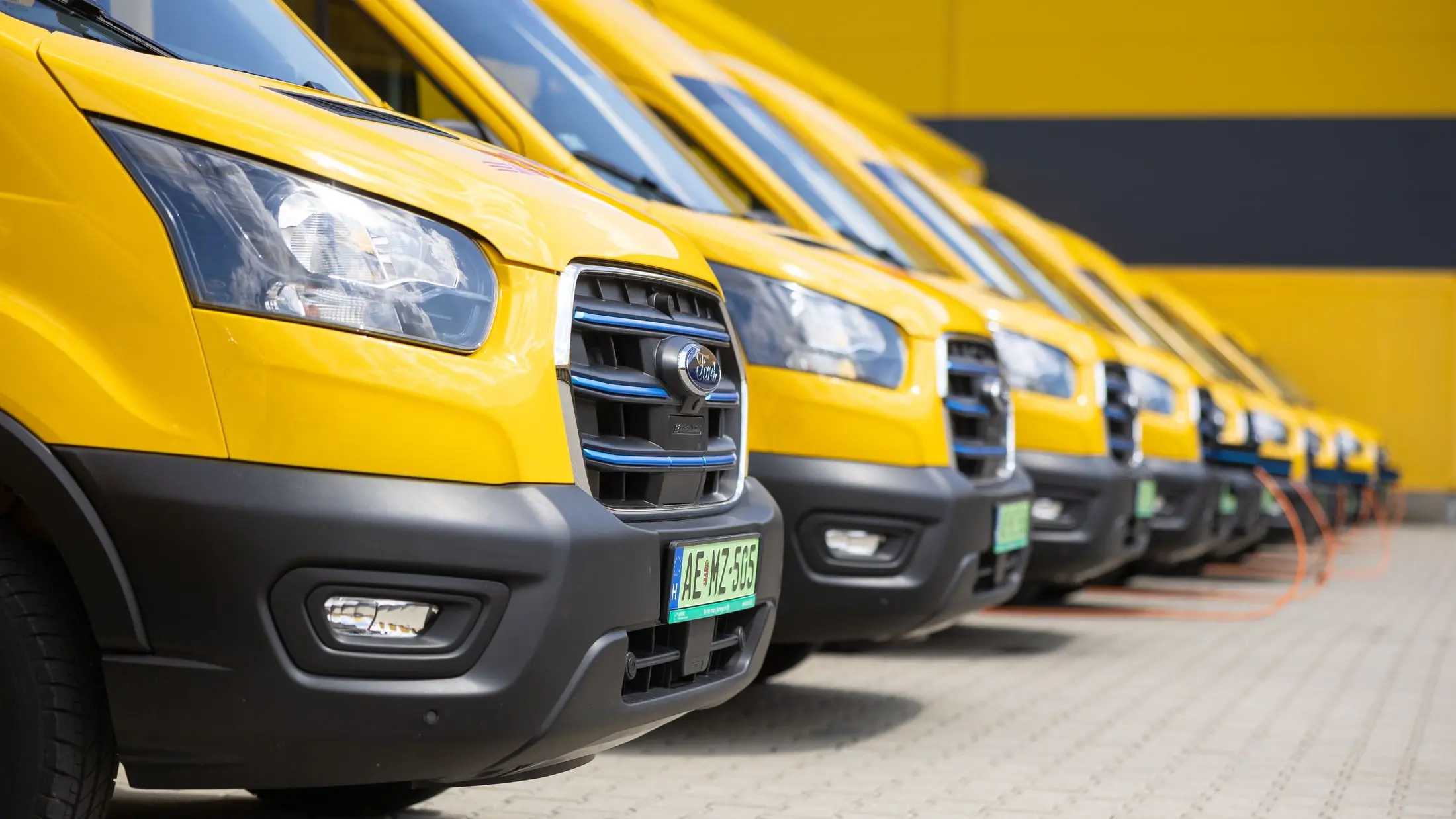 Még mindig ad pénzt villanyautókra az állam