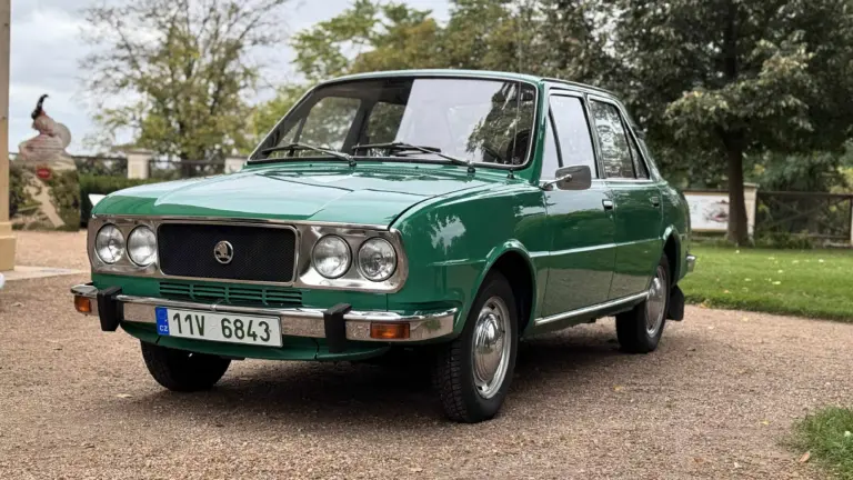 Tényleg ezt kellene visszasírnunk? – Menetpróbán a Škoda 120-as