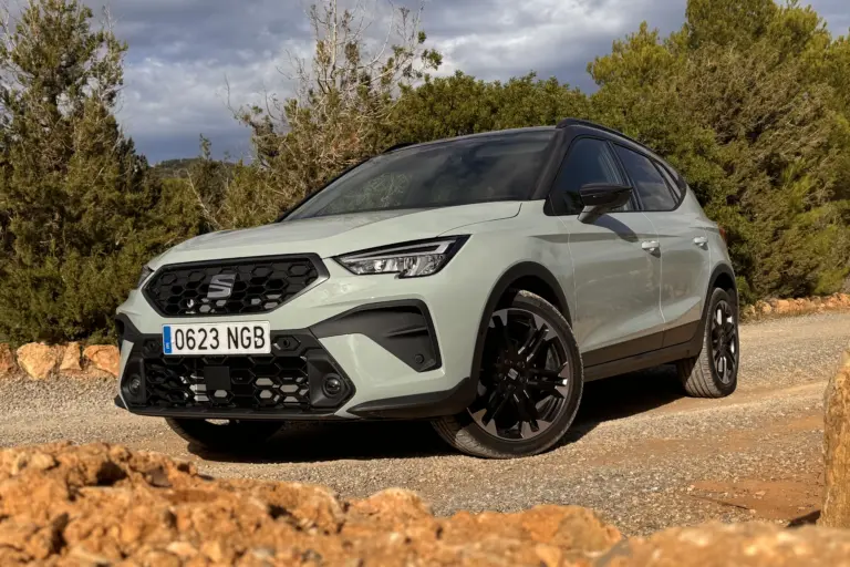 Ennyibe kerül a frissített, sportosabb és fiatalosabb SEAT Arona/Ibiza páros!