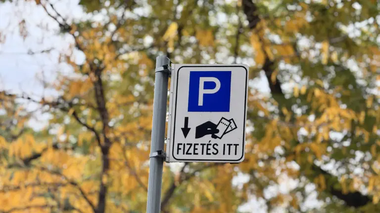 Olcsóbb lehet jövőre a köztéri parkolás!