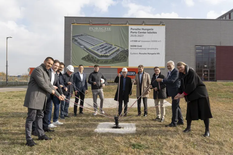 Bővül a Porsche Hungaria hazai logisztikai központja